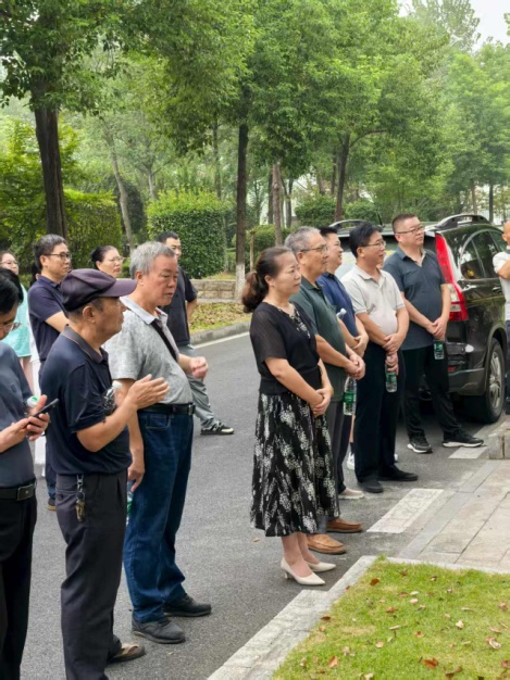 C:\Users\Administrator\Documents\xwechat_files\wxid_mowelq8vv9rc22_940d\temp\RWTemp\2025-09\57a3f3f91fb697ea1bf15f974c7e382f\ba4a04456af587a58a6d94a87df6b1c8.jpg