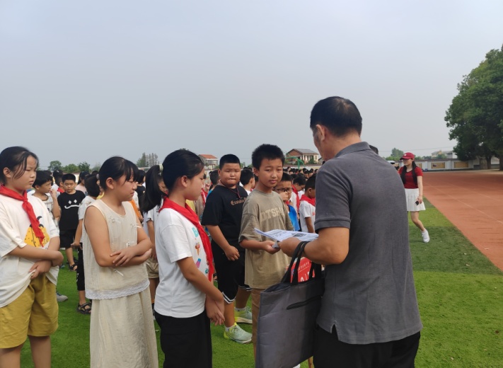 C:\Users\Administrator\Documents\xwechat_files\wxid_mowelq8vv9rc22_940d\temp\RWTemp\2025-09\9b61d7aabb963ee63fde0f486134242c.jpg